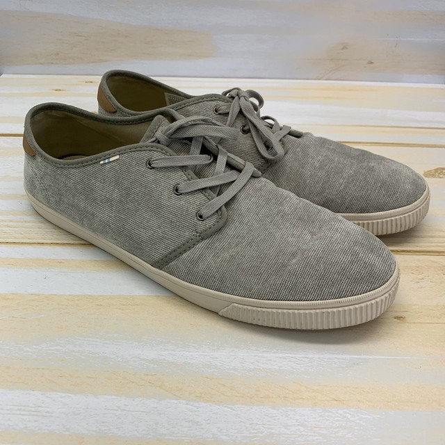 toms lace up sneakers
