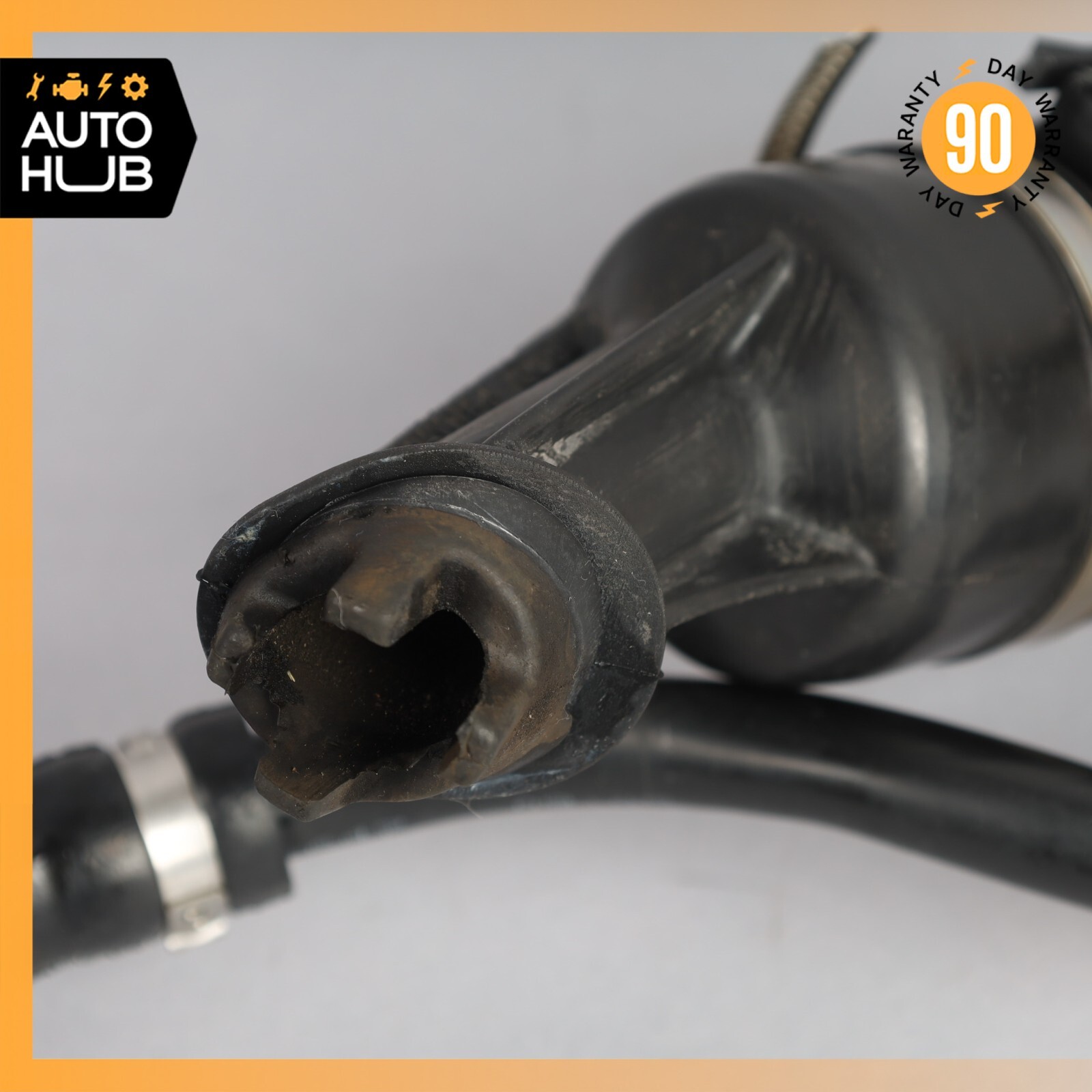 04-19 Maserati Quattroporte M139 Fuel Tank Vapor Emission Valve 205330 OEM