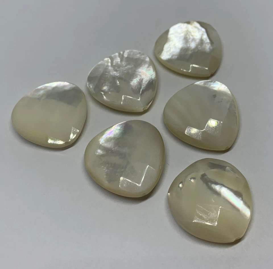 Lot of 6 Large Mother Of Pearl Beads w Holes Teardrop Heart Shape 22mm x 22mm - Image 2 of 4