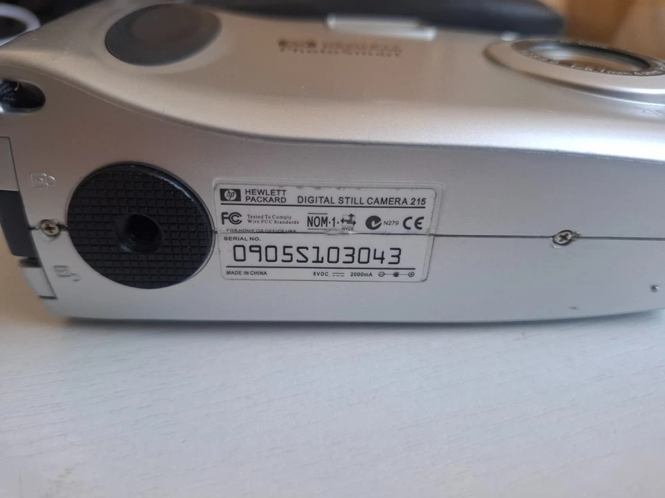 Vintage Retro Working HP PhotoSmart 215 1.3MP Digital Camera with 96 MB CF Card - Bild 3 von 4