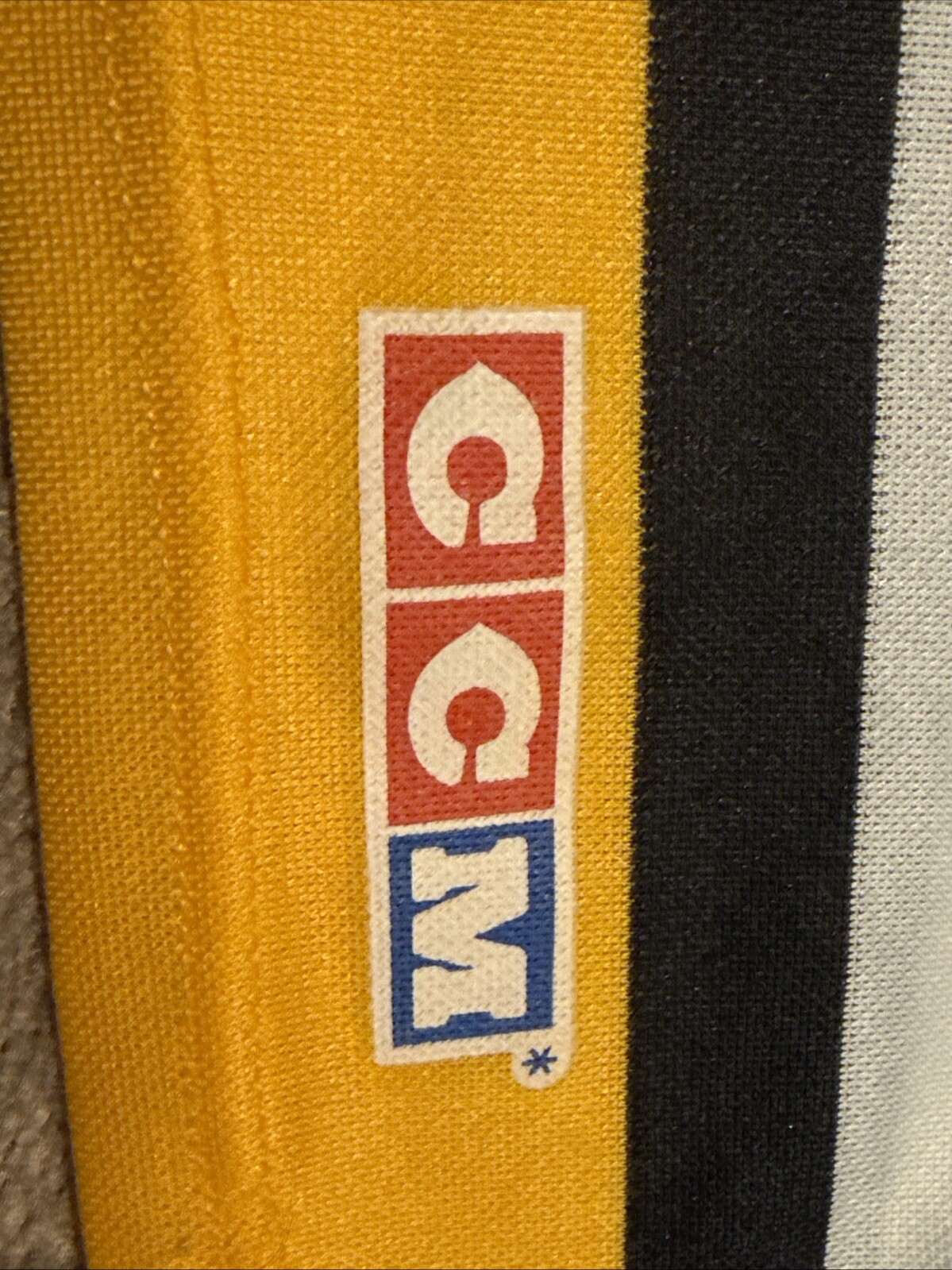 Foto 7 di 9