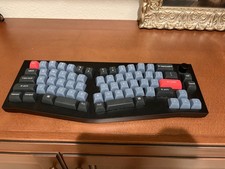 Keychron Q8 Alice layout QMK mechanical keyboard  DUROCK Silent Shrimp Switch