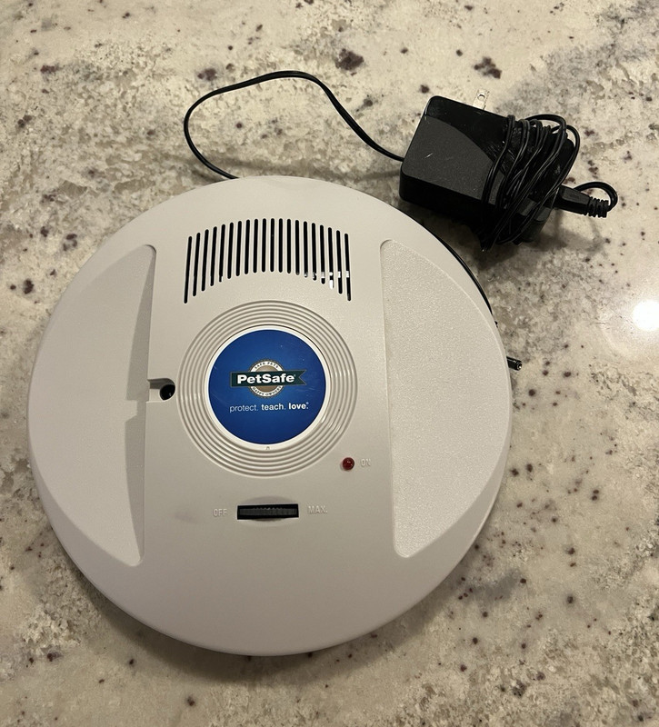 PetSafe Radio Fence RR-100/IRF-100 Base with Power Supply
