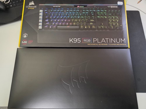 Corsair K95 (CH9127412NA) Wired RGB Gaming Keyboard MX Cherry HARDLY USED - Zdjęcie 2 z 13