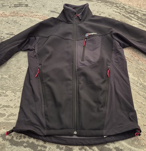 Berghaus Softshell Jacket Mens Size M Black Hiking Outdoor Full Zip - Picture 2 of 9