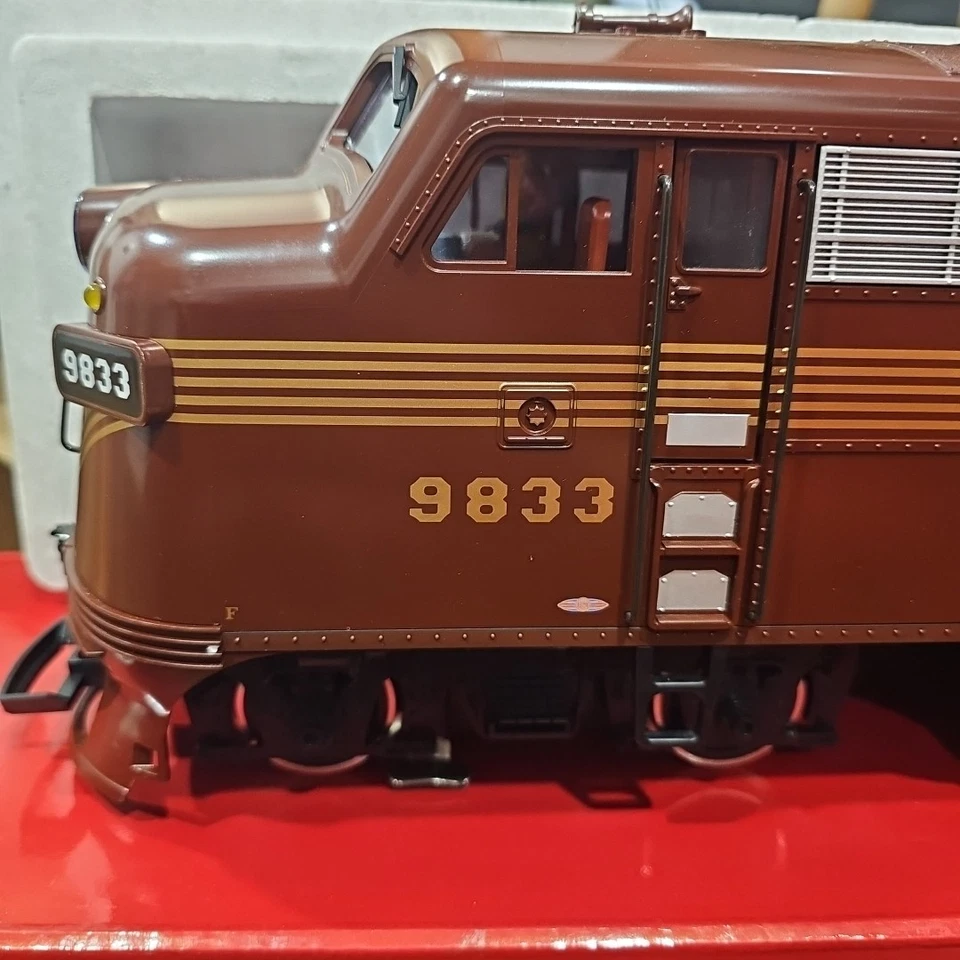 LGB 25570 PRR/Pennsylvania F7 A-Unit Diesel Locomotive G Scale - Image 2 of 4