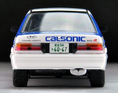 Tomica Rimited Vintage Neo 1/64 Lv-N185B Nissan Blue Bird SSS-R