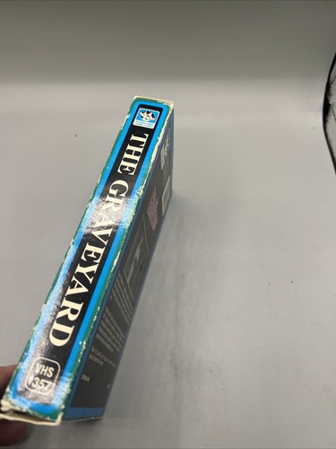 The Graveyard VHS 1987 Interglobal Home Video Horror Lana Turner - Picture 4 of 7