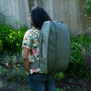peak design travel duffel 65l