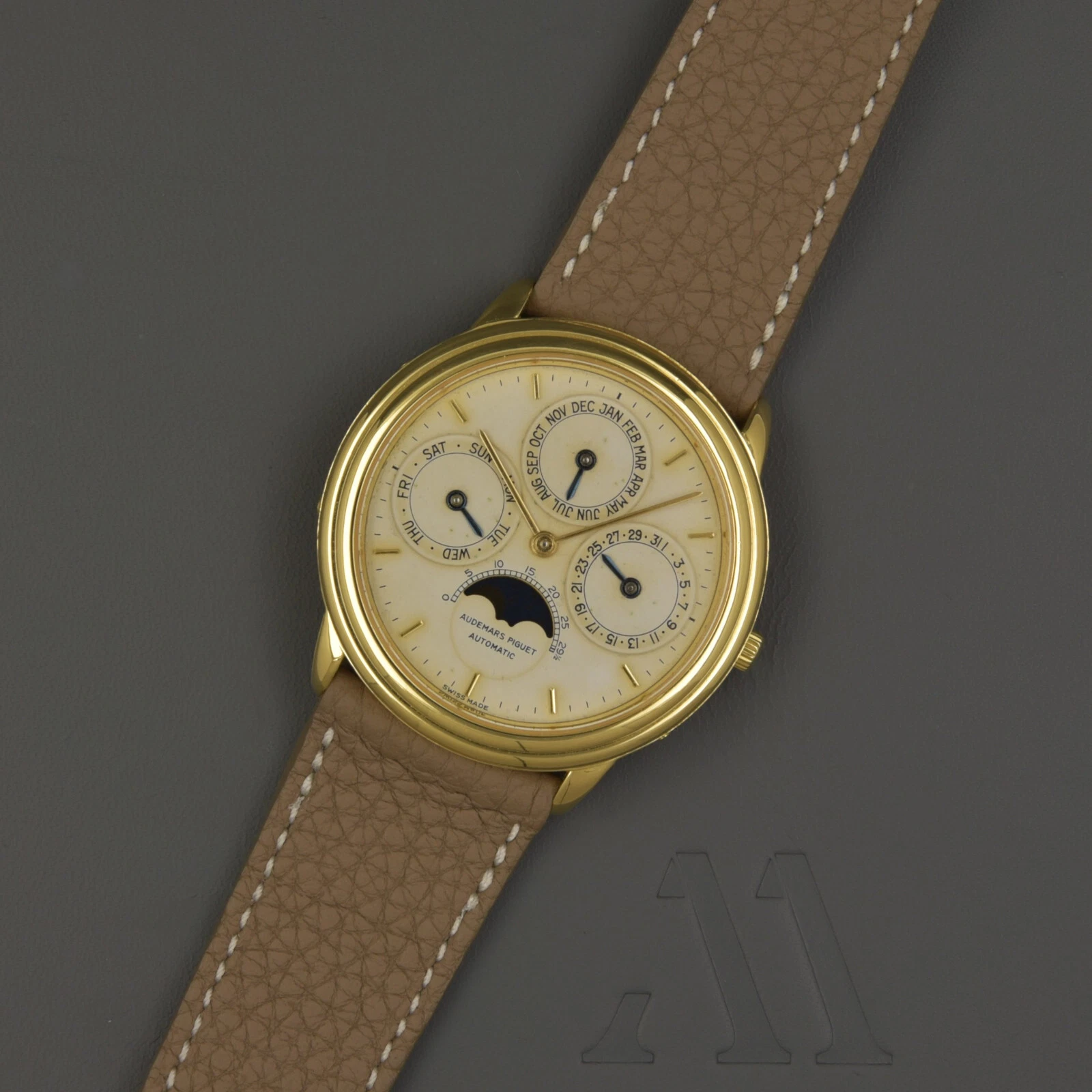 Audemars Piguet — Audemars Piguet Quantieme Perpetual Perpetual 25661 BA 36mm Gold Vintage 18k