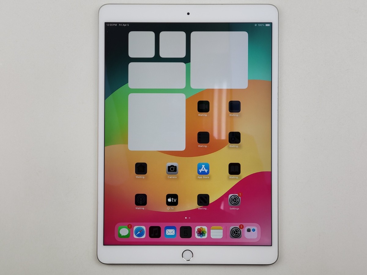 Apple iPad Air (3rd Gen.) (A2152) 64GB (Wi-Fi Only) 10.5