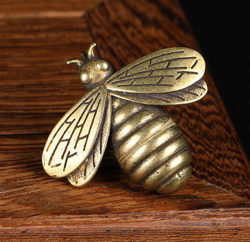 Solid Brass Bee Shaped Keychains Pendant Punk Biker Key Chain 