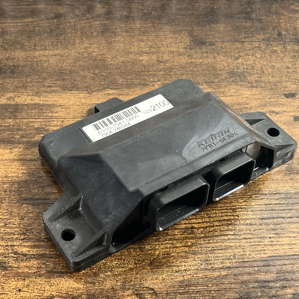 TRIUMPH DAYTONA 600 ECU UNIDADE DE CONTROLE ELÉTRICO CAIXA PRETA COMO MOSTRADO 2003 - Imagem 3 de 4