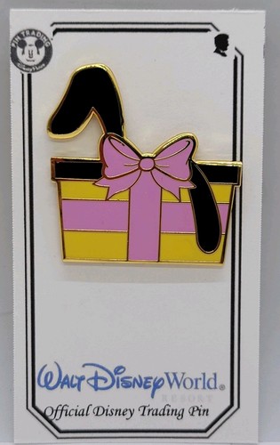 Disney Loungefly Pin 2023 Mickey Friends Geburtstagsgeschenke Mystery Pluto #157204 - Bild 3 von 10