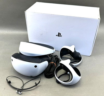 Sony PlayStation VR2 for PS5 CFI-ZVR1 Wired VR Headset, Good condition