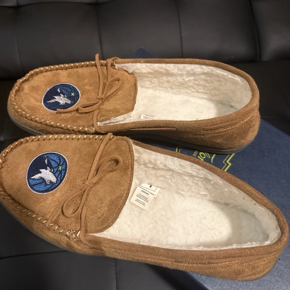 Новые без ценников тапочки мокасины Boston Celtics размер большой баскетбол NBA — 8574 - Изображение 2 из 2