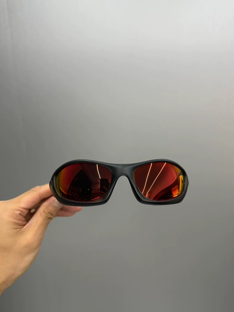 Oakley 00s Monster Dog Vintage Sunglasses Black Frame Fire Lenses