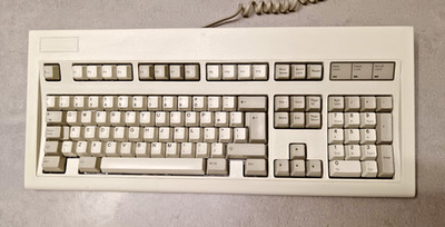 IBM Model M ps2 made by Unicomp USA year 1999