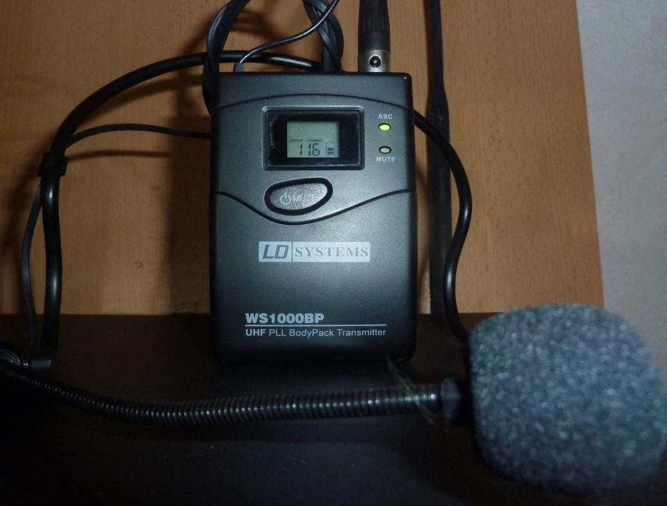 " LD Systems " WS 1000 Set mit WS 1000R2 Empfänger  2x Headset Mikrofon + Sender - Bild 4 von 4