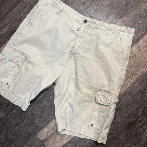 Vintage Levi's Cargo Shorts Size 42 Beige Utility Cargo Y2K
