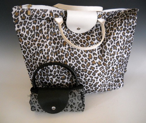 Giftcraft FoldUp Tote Bags From Mini Purse to Tote Set of 2 Large Cat Prints NWT - Picture 4 of 5
