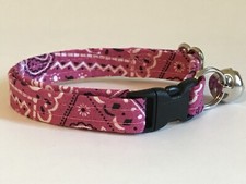 BRIGHT PINK BANDANA ADJUSTABLE BREAKAWAY CAT COLLAR