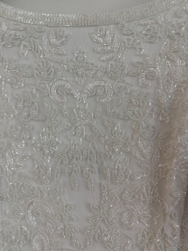 Adrianna Papell White Sleeveless V-Neck Beaded Embroidered Formal Gown Size 12 - Picture 5 of 6