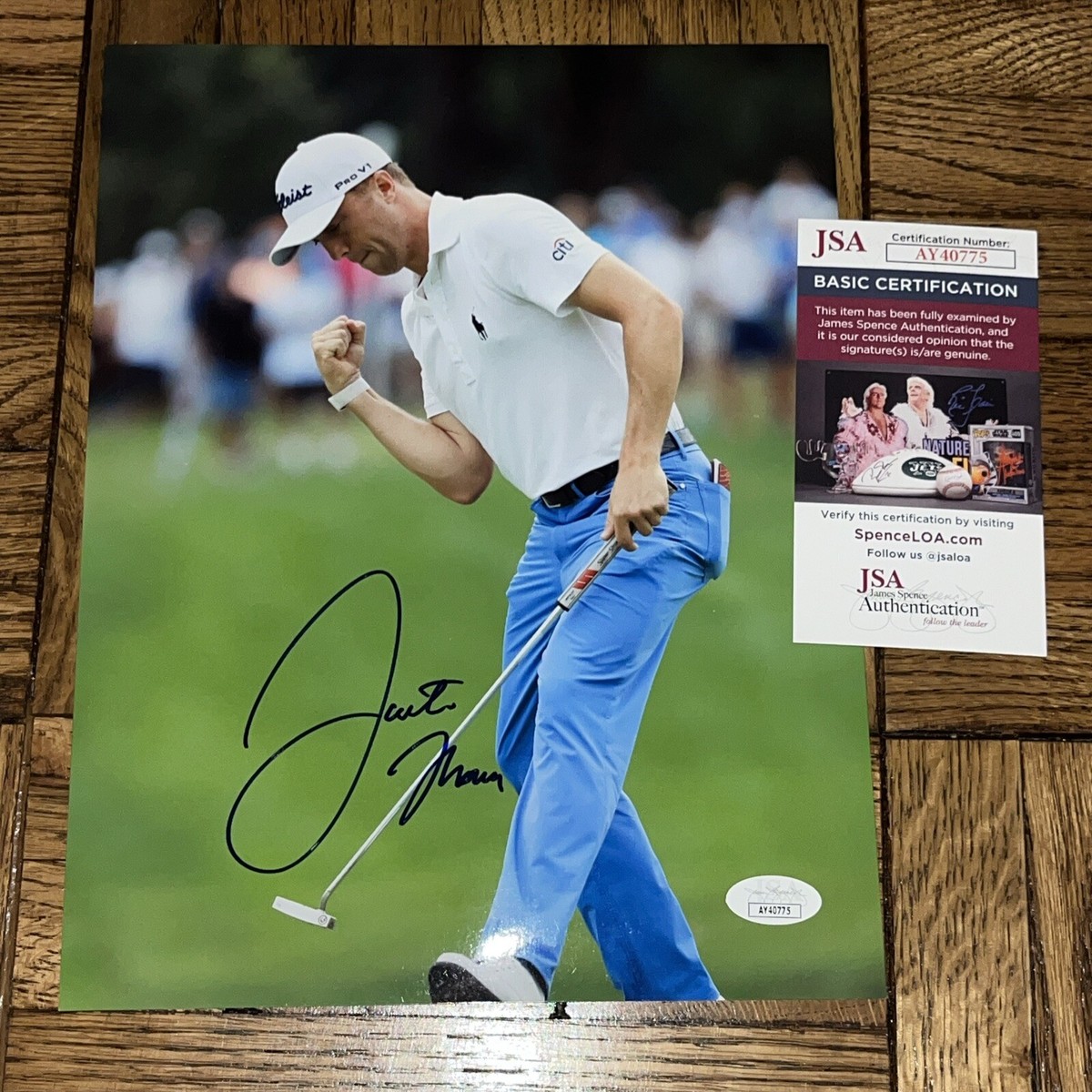 Justin Thomas Signed Photo 8X10 Golfer JSA COA PGA AUTHENTIC AUTO
