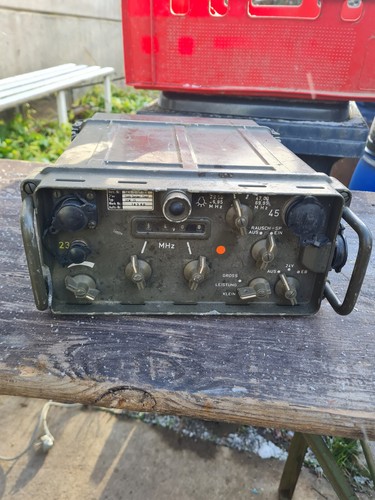 Bundeswehr Funk Sender Empfänger Funkgerät SEM 35 BW 2 - Bild 1 von 6