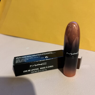 MAC DGAF 424 Lipstick Love Me NIB