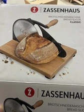BRAND NEW IN BOX “Zassenhaus” Bread Slicer~CLASSIC~(Cream) 25,0 x 30,0 x 19,0 cm