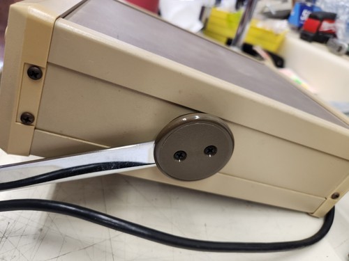 BK Precision Dynascan Corporation 1822 175 MHz Universal Counter - Picture 8 of 12