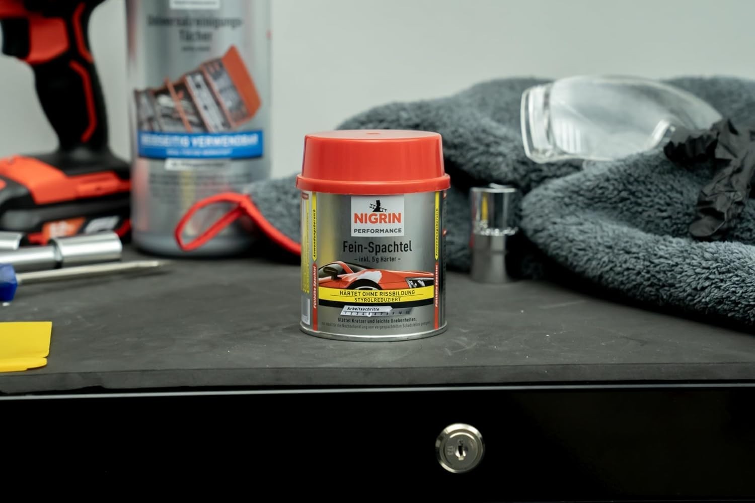 NIGRIN Performance Fine Filler, Cures Without Cracking, Smoothes Scratches and U image 5