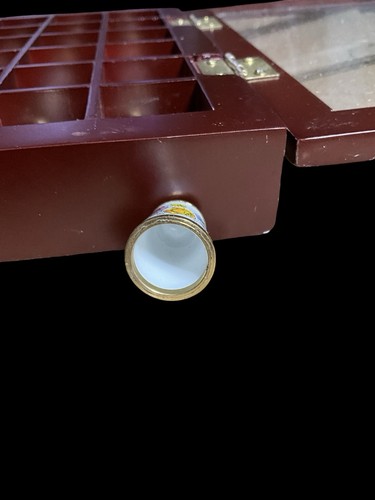 Cased royal crown derby thimbles x36 - Picture 6 of 9