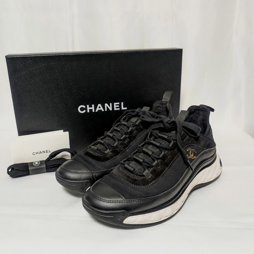 CHANEL Coco Mark White for sale | eBay