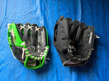 EXCELLENT CONDITION 9"  9.5" TWO Right Hand Throw Tee Ball Baseball Glove