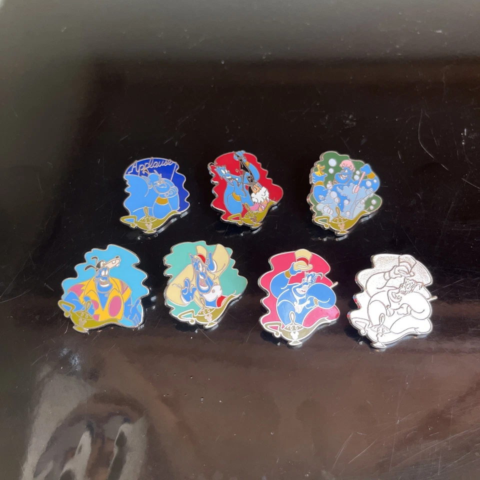 Juego completo de prendedores ocultos de Mickey Disney Genie de Aladdin 2015 Foto 4 de 4