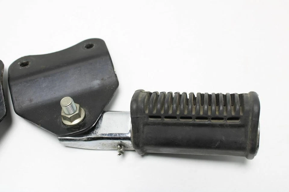 Pinos traseiros para descanso de pés Suzuki GS1100GL 1982-1983 - Imagem 2 de 4