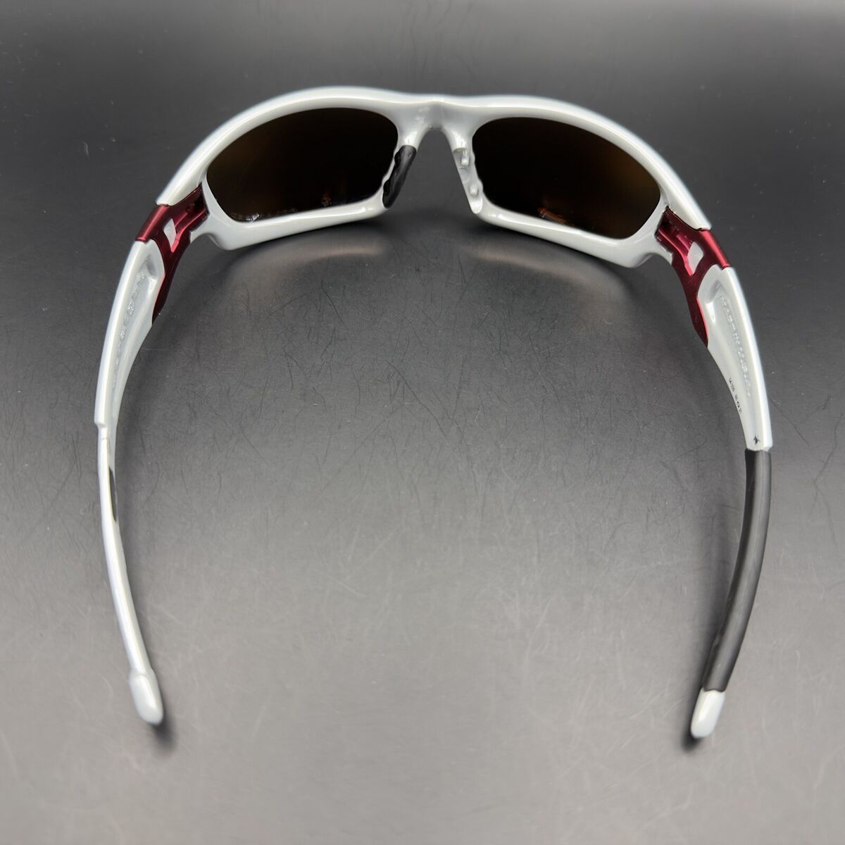 Oakley Straight Jacket II White Chrome w/Polarized Fire Oakley Straight Jacket II White Chrome w/Polarized Fire