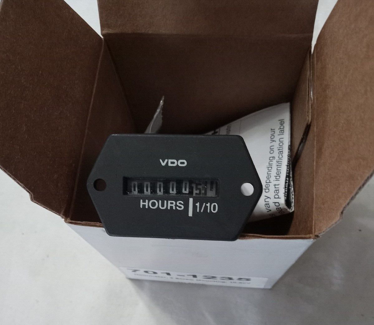 NEW VDO HOUR METER 7011235 2 SCREW MOUNTING (331536DN) eBay