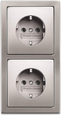 Busch-Jaeger Edelstahl, 2-fach 2 integrierten Steckdosen Edelstahl