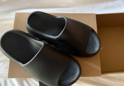 yeezy slides used
