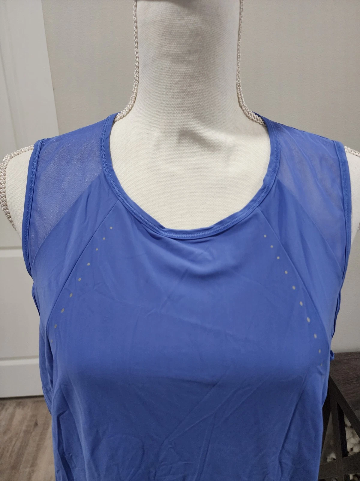 lululemon running sleeveless mesh reflective tank-top