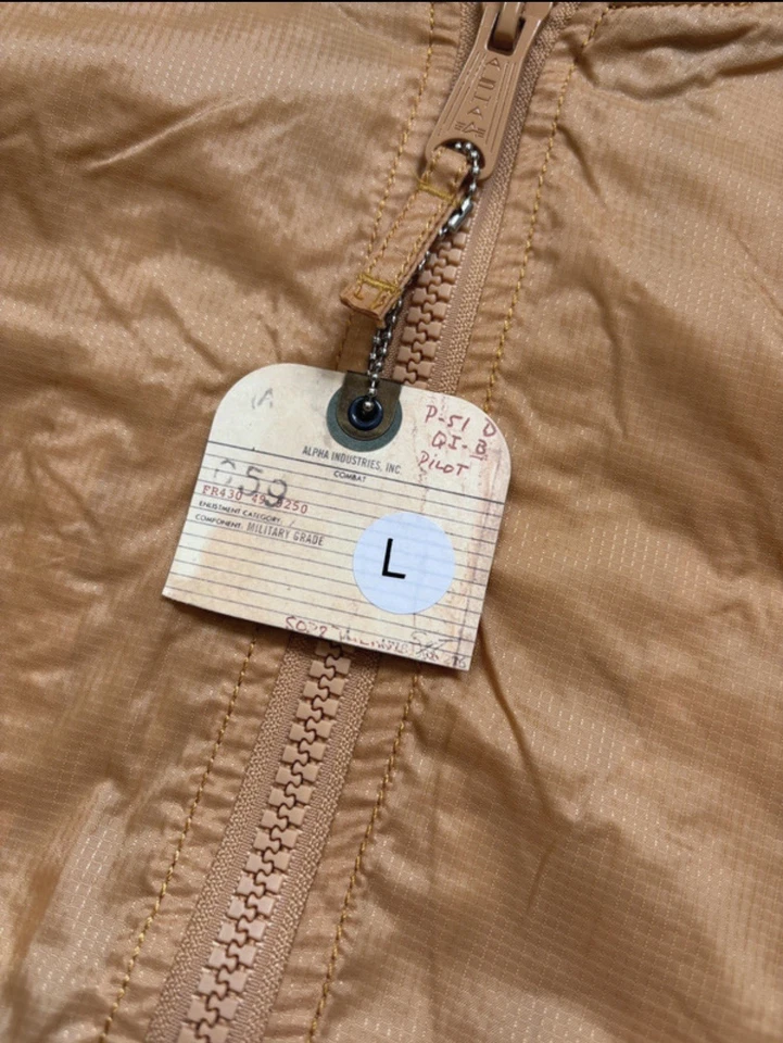 Alpha Industries Herren Bomberjacke (dünn) in Gr.L Gelb Neu mit Etikett - Bild 3 von 4