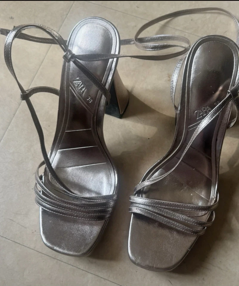 ZARA sandales talons argentées à brides et lacets femme EU 38 pointe ouverte - Photo 3/4