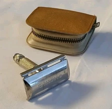 Vintage GILLETTE Mini Travel Safety Razor in Gold Zipper Case Good Condition 
