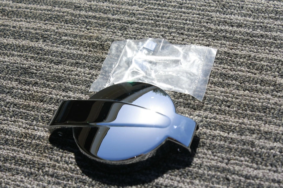 TAPA DE GAS HONDA CB CON PESTILLO Y PASADOR CB200 CB350 SL350 CB400F CB450 CB500 CB750 K Foto 4 de 4