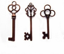 3 Skeleton Key Pendants Antiqued Copper Big Keys Large Wedding Favors Steampunk