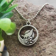 LONE WOLF NECKLACE 20" Chain Pewter Pendant Outdoor Mountain Wilderness Howling