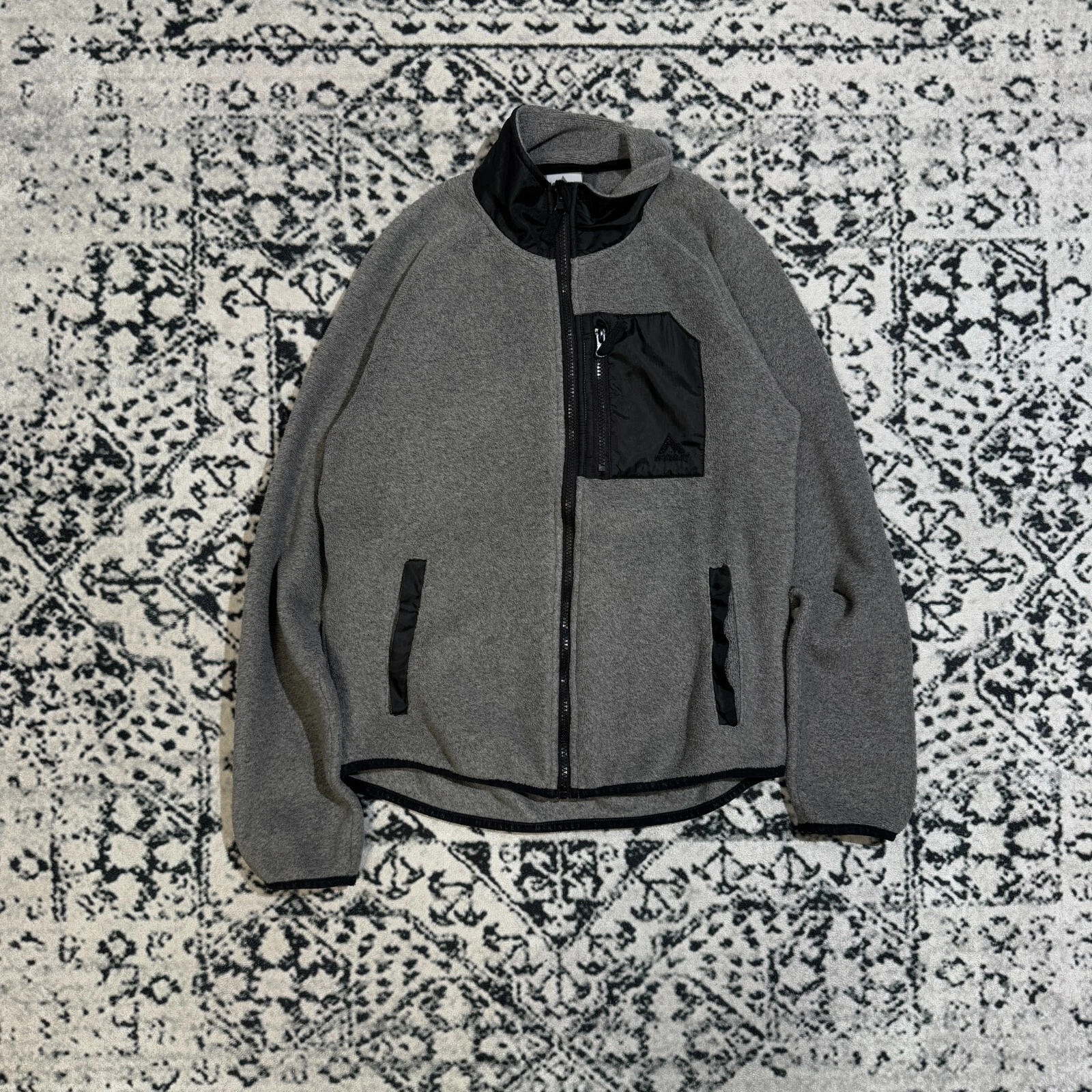 GUCCI Giacca pile Mc Kinley unisex grigio poliestere taglia XS vestibilità regolare Y2K lupo anni 90 A